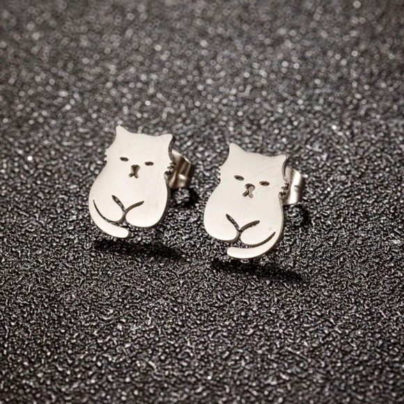 Silver🩶Kitty🐱Cat Stud Earrings - Picture 3 of 3